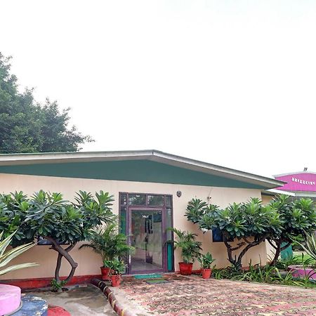 Hotel O Drizzling Land Muradnagar المظهر الخارجي الصورة